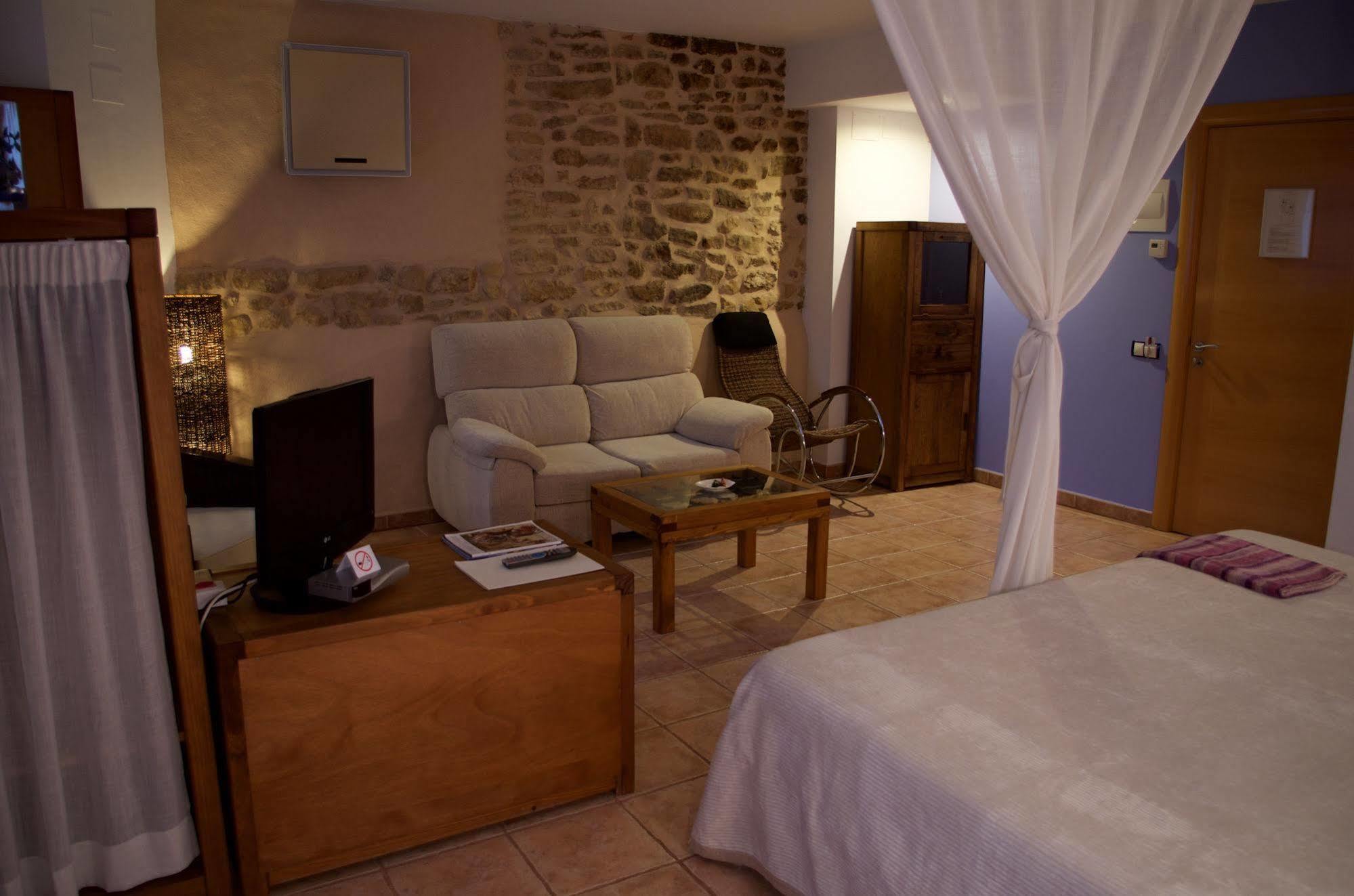 Hotel La Alqueria Ráfales Esterno foto