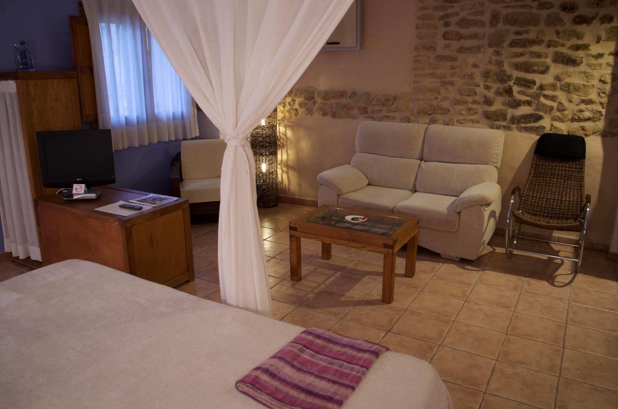 Hotel La Alqueria Ráfales Esterno foto