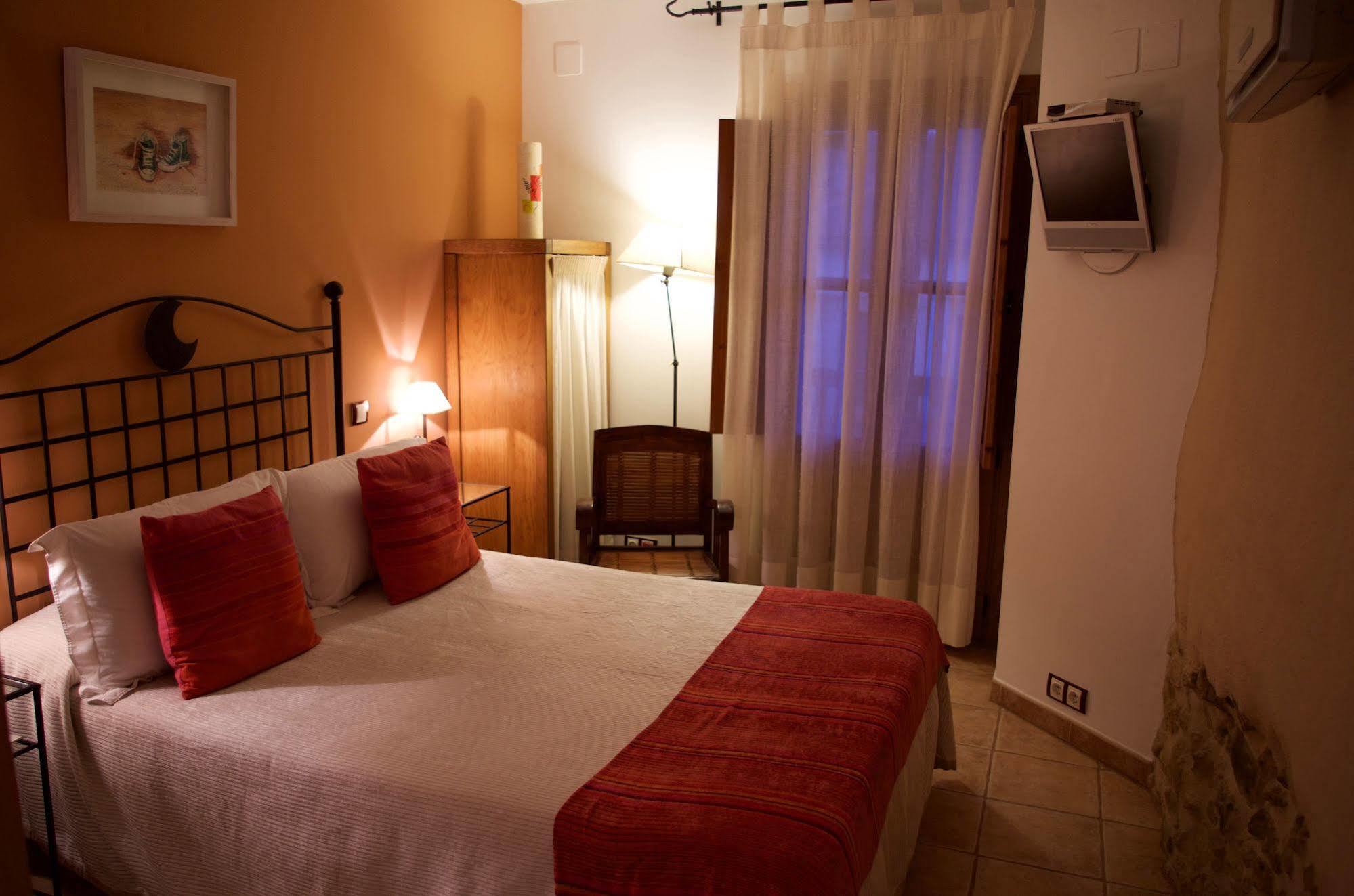 Hotel La Alqueria Ráfales Esterno foto